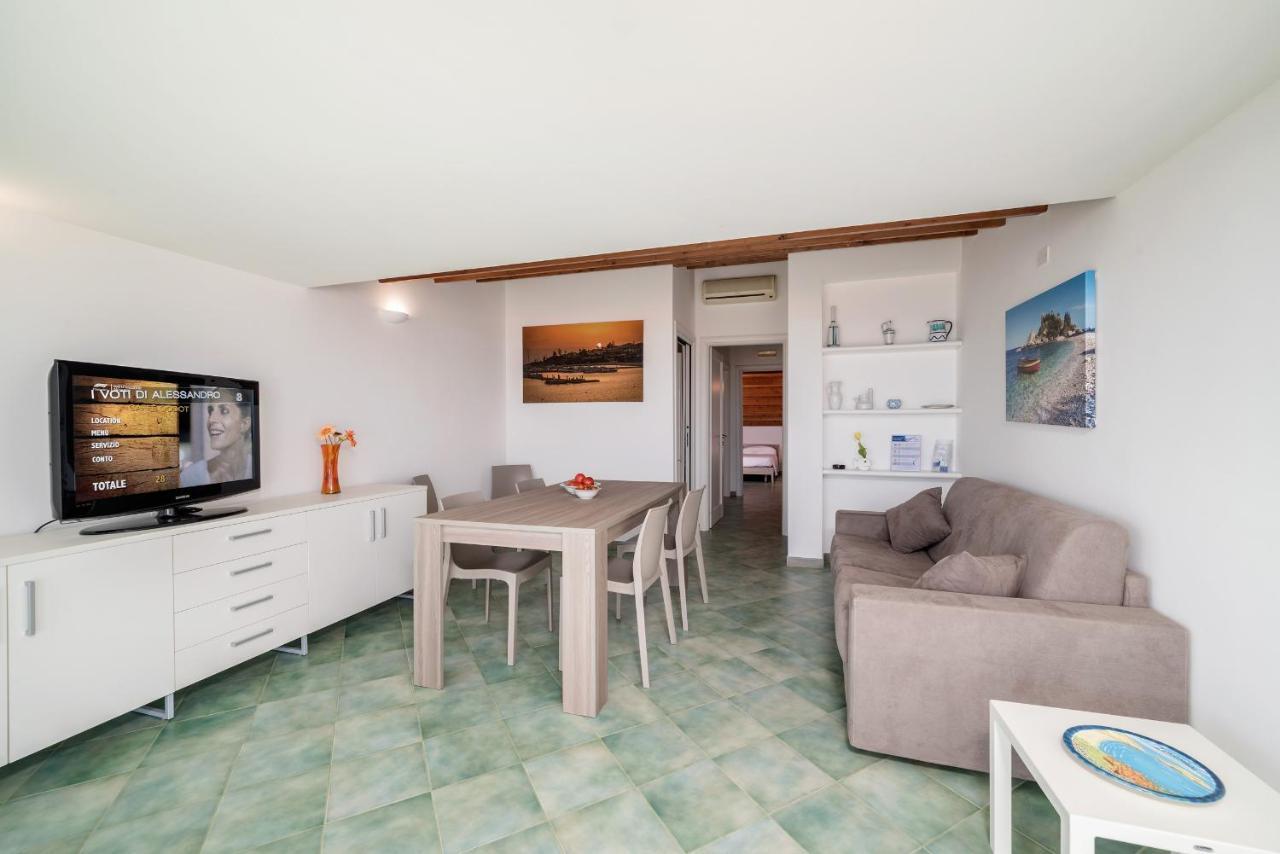 Archimede, Appartamento Con Vista In Centro A Marina Di Ragusa Εξωτερικό φωτογραφία