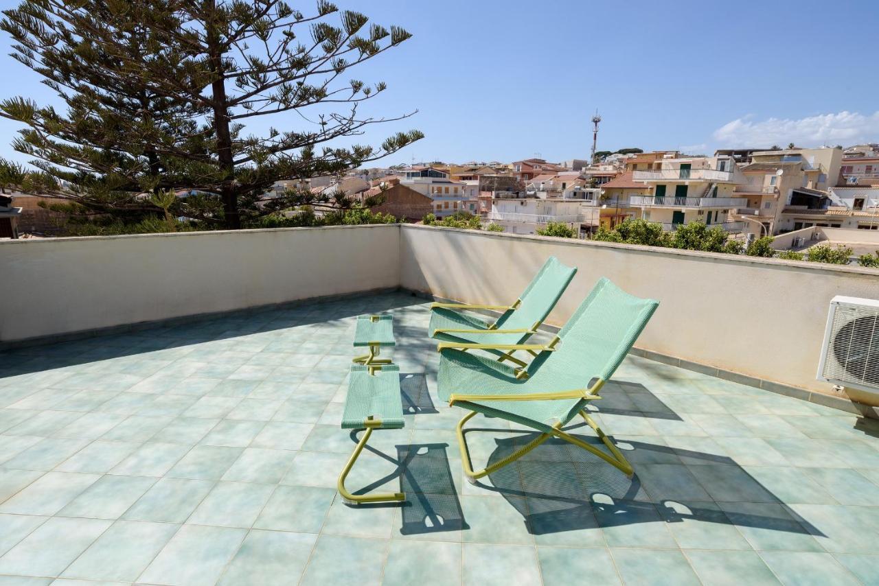 Archimede, Appartamento Con Vista In Centro A Marina Di Ragusa Εξωτερικό φωτογραφία
