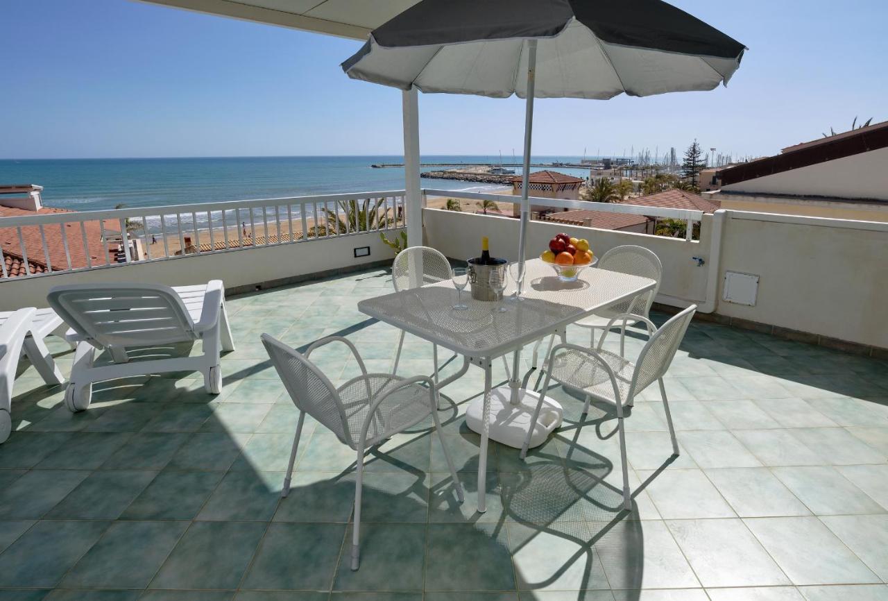 Archimede, Appartamento Con Vista In Centro A Marina Di Ragusa Εξωτερικό φωτογραφία