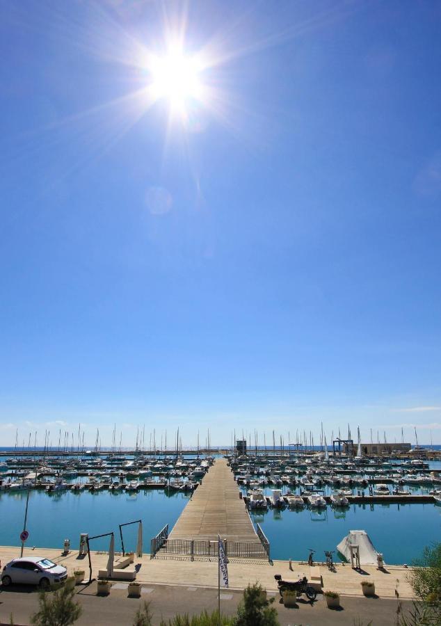 Archimede, Appartamento Con Vista In Centro A Marina Di Ragusa Εξωτερικό φωτογραφία