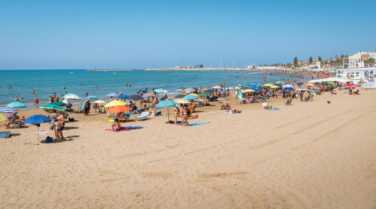 Archimede, Appartamento Con Vista In Centro A Marina Di Ragusa Εξωτερικό φωτογραφία