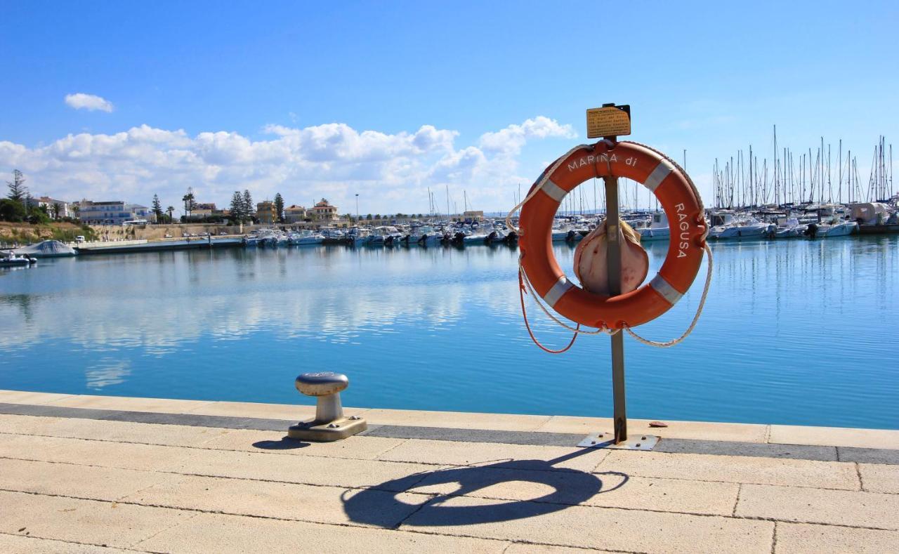 Archimede, Appartamento Con Vista In Centro A Marina Di Ragusa Εξωτερικό φωτογραφία